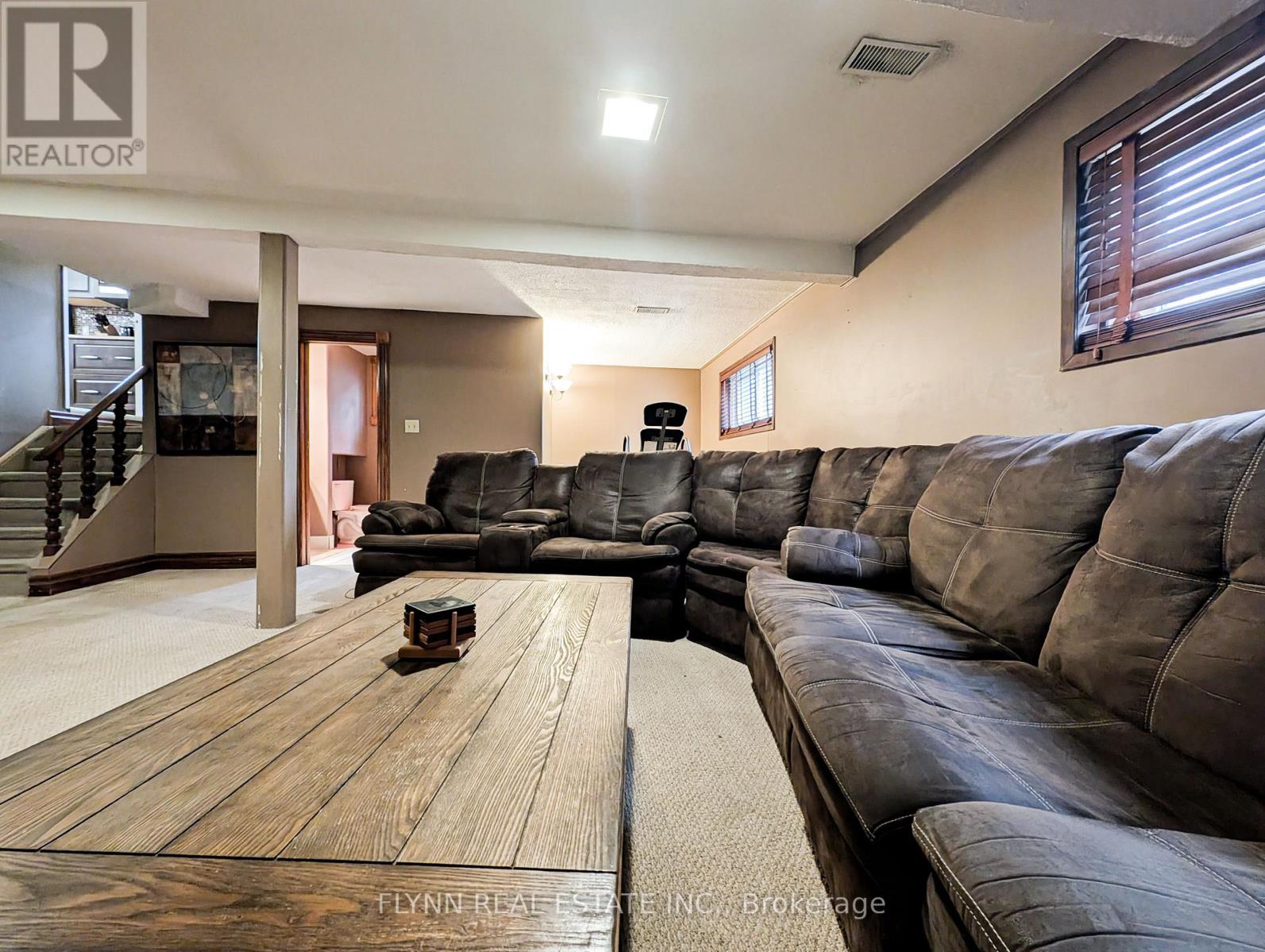 5985 Belaire Avenue, Niagara Falls, Ontario  L2H 1V1 - Photo 24 - X12079379