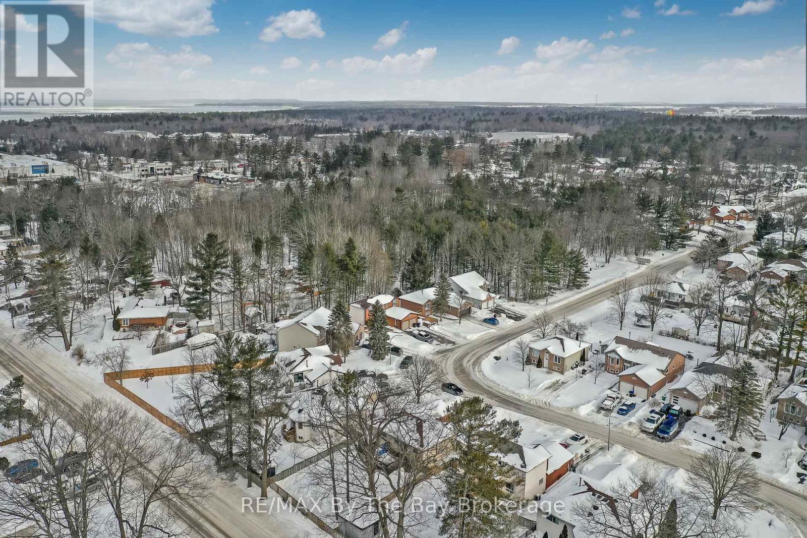 94 Leo Boulevard, Wasaga Beach, Ontario  L9Z 1C5 - Photo 26 - S11951829