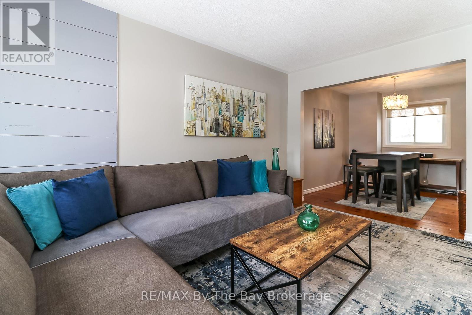 94 Leo Boulevard, Wasaga Beach, Ontario  L9Z 1C5 - Photo 6 - S11951829