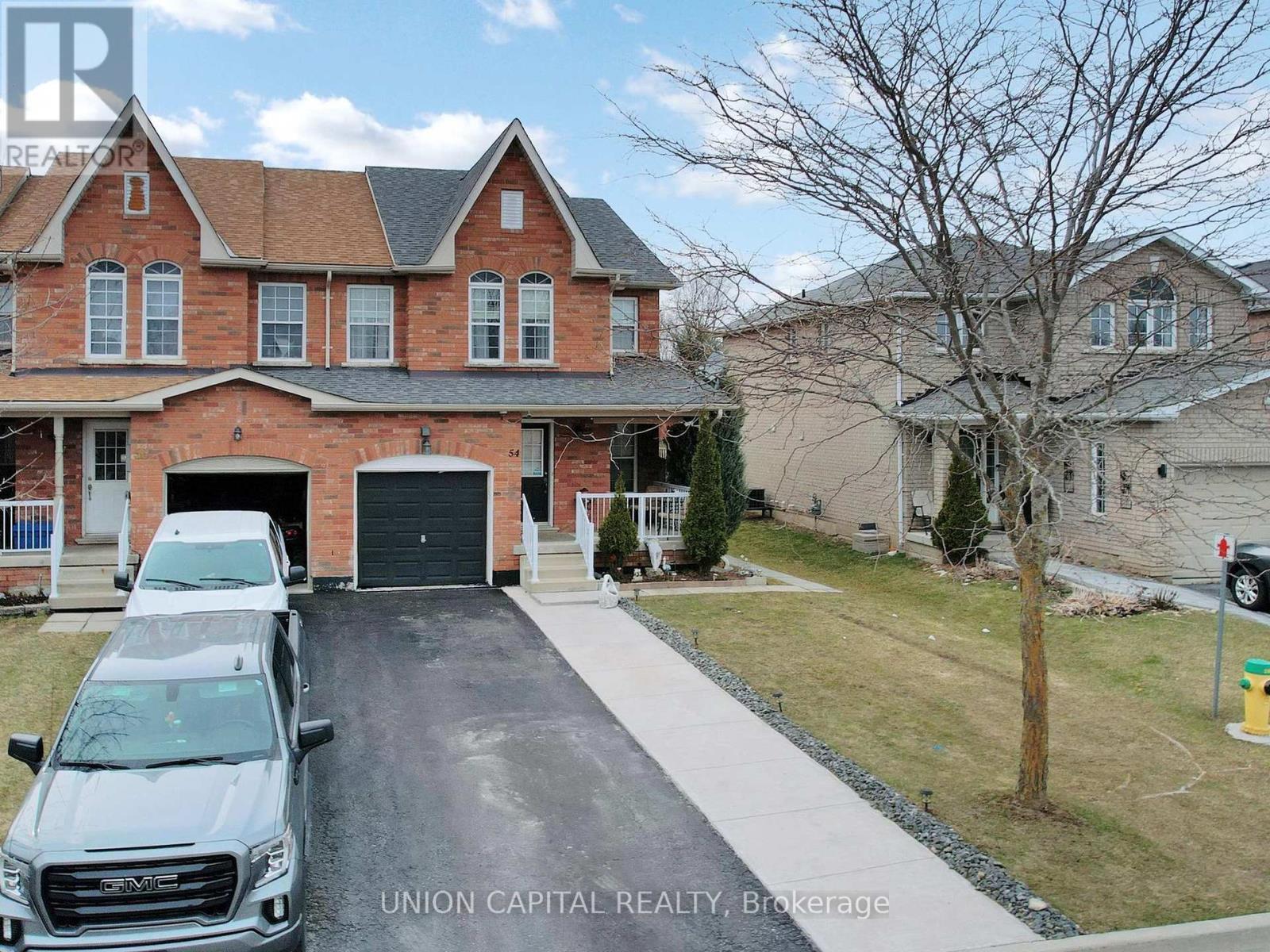 Property at 54 BUCHANAN DRIVE image 2