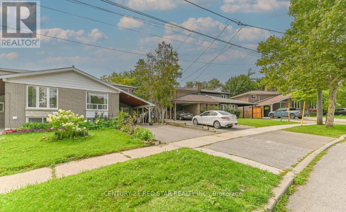 Property at 35 FAULKNER CRESCENT image 3