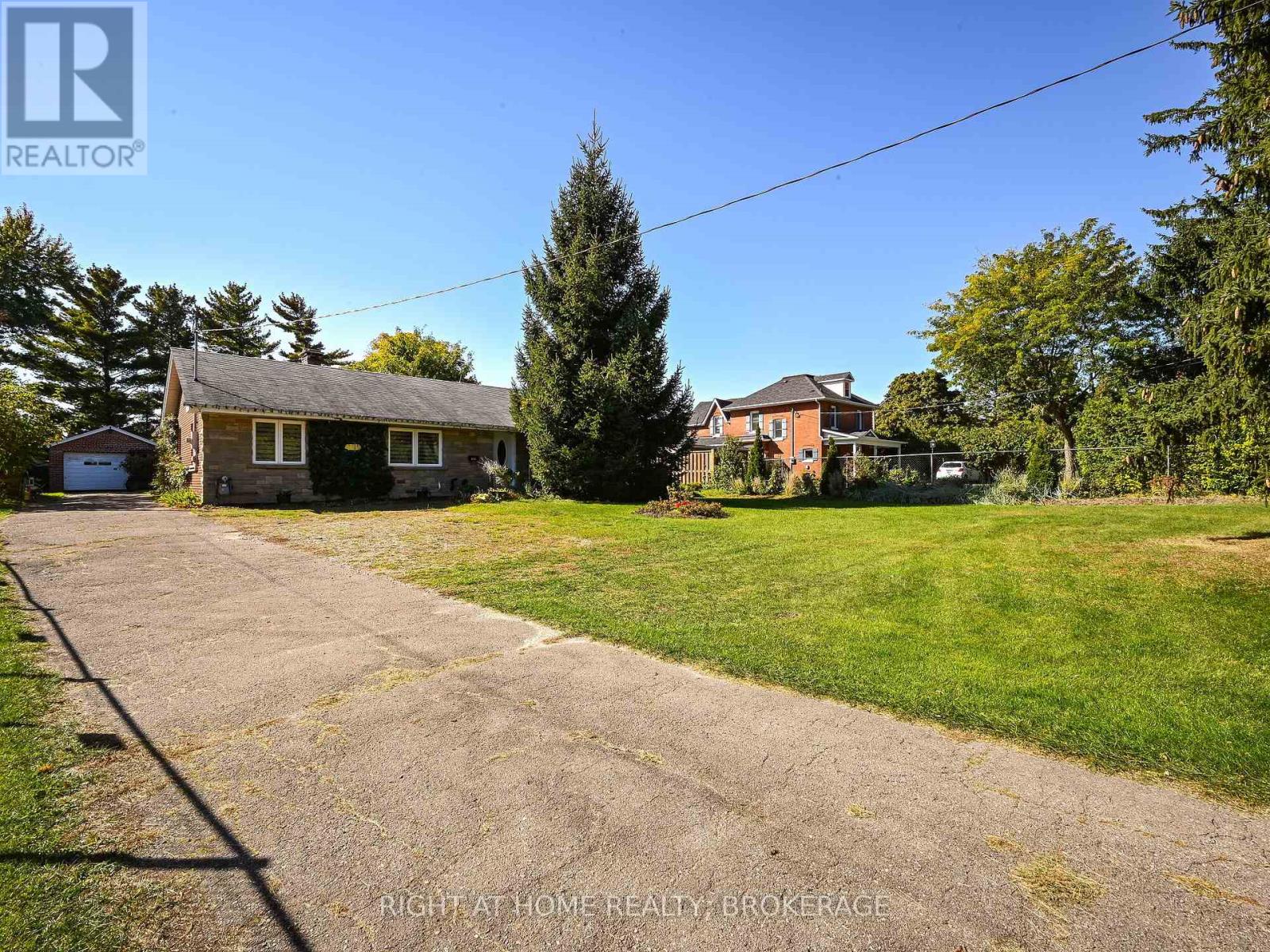 Property at 914 CLARKSON ROAD S image 1