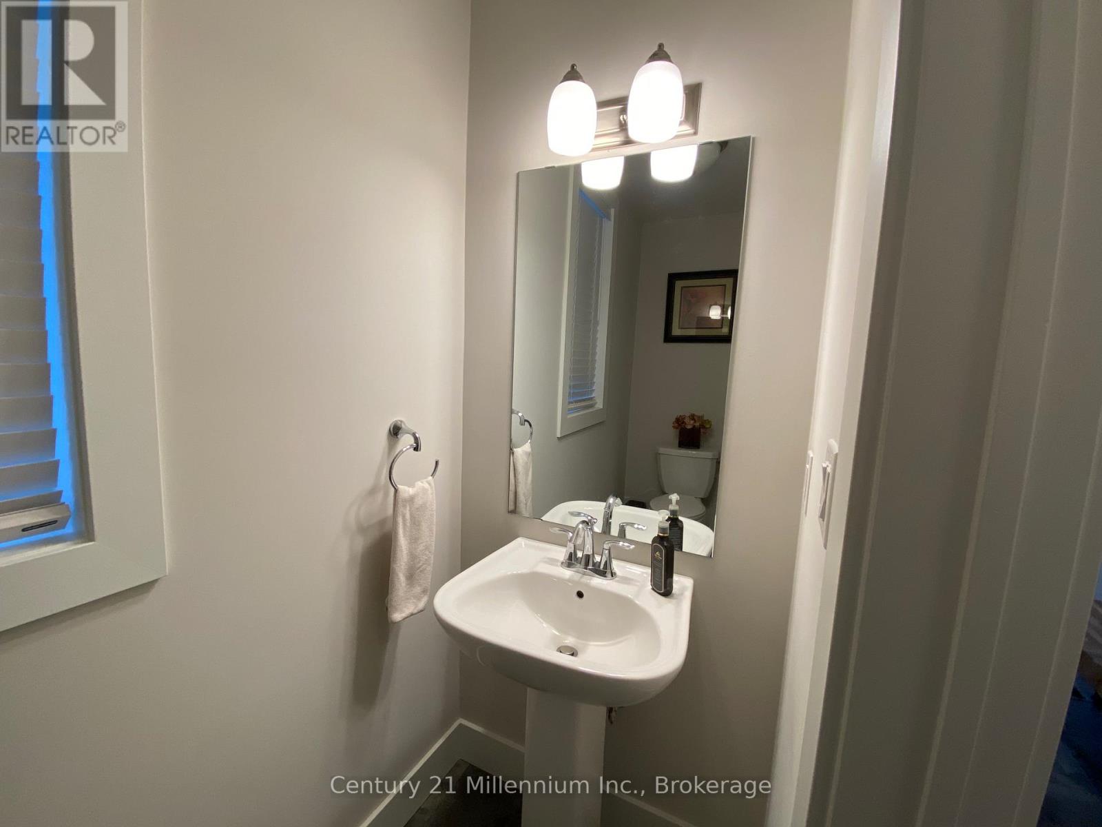 158 Red Pine Street, Blue Mountains, Ontario  L9Y 0Z3 - Photo 21 - X12079446