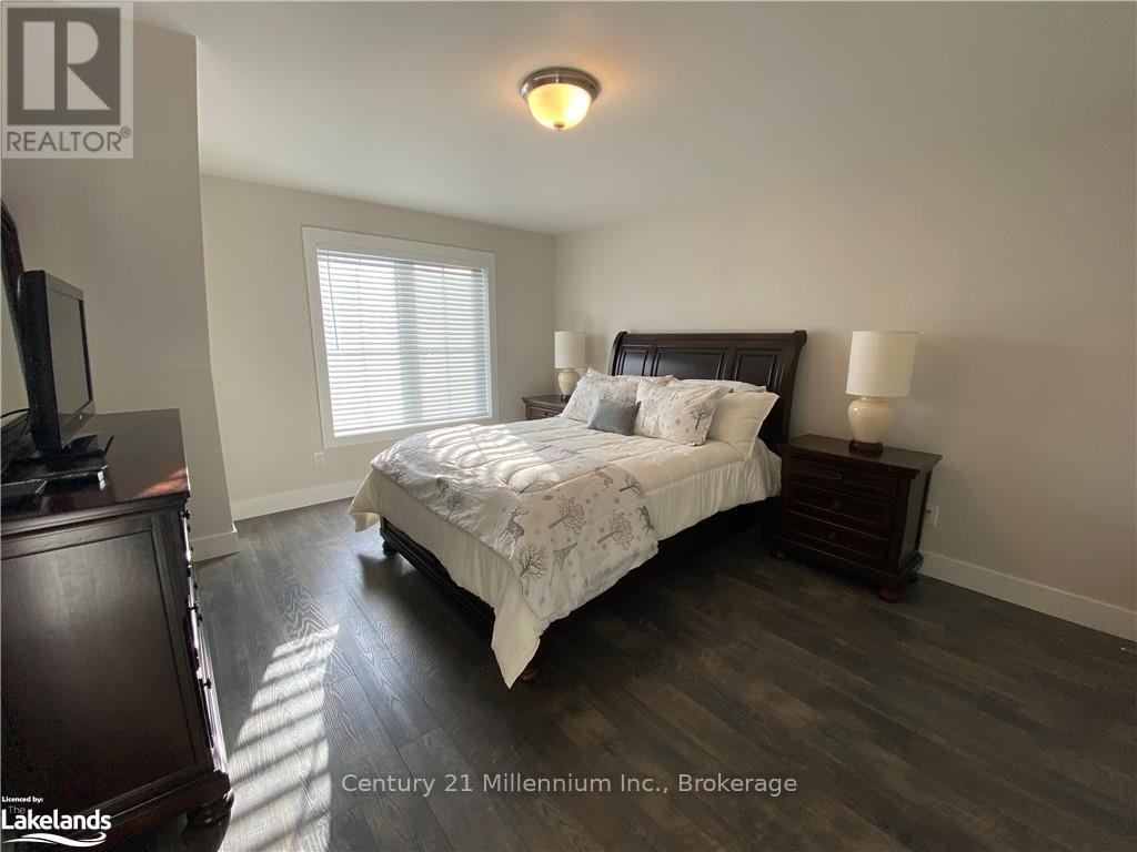158 Red Pine Street, Blue Mountains, Ontario  L9Y 0Z3 - Photo 31 - X12079446