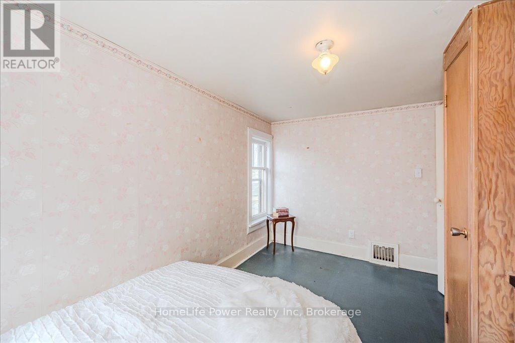136 Oxford Street S, Guelph, Ontario  N1H 2M7 - Photo 22 - X12079460