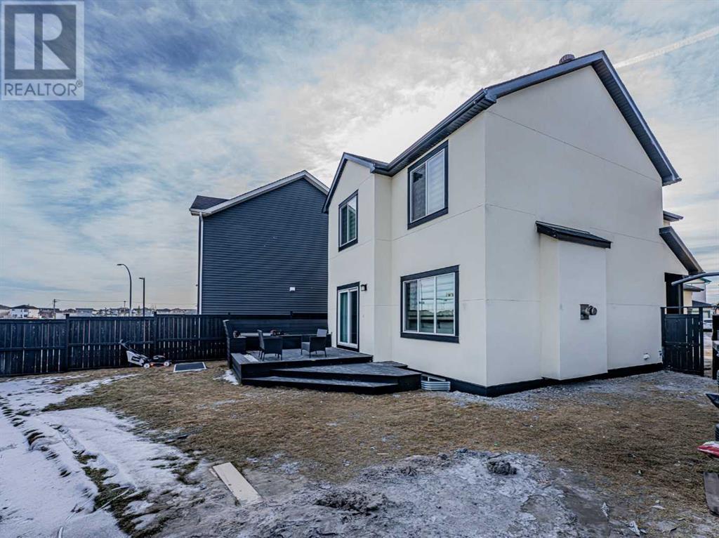 151 Martha's Meadow Close Ne, Calgary, Alberta  T3J 4L2 - Photo 3 - A2196746