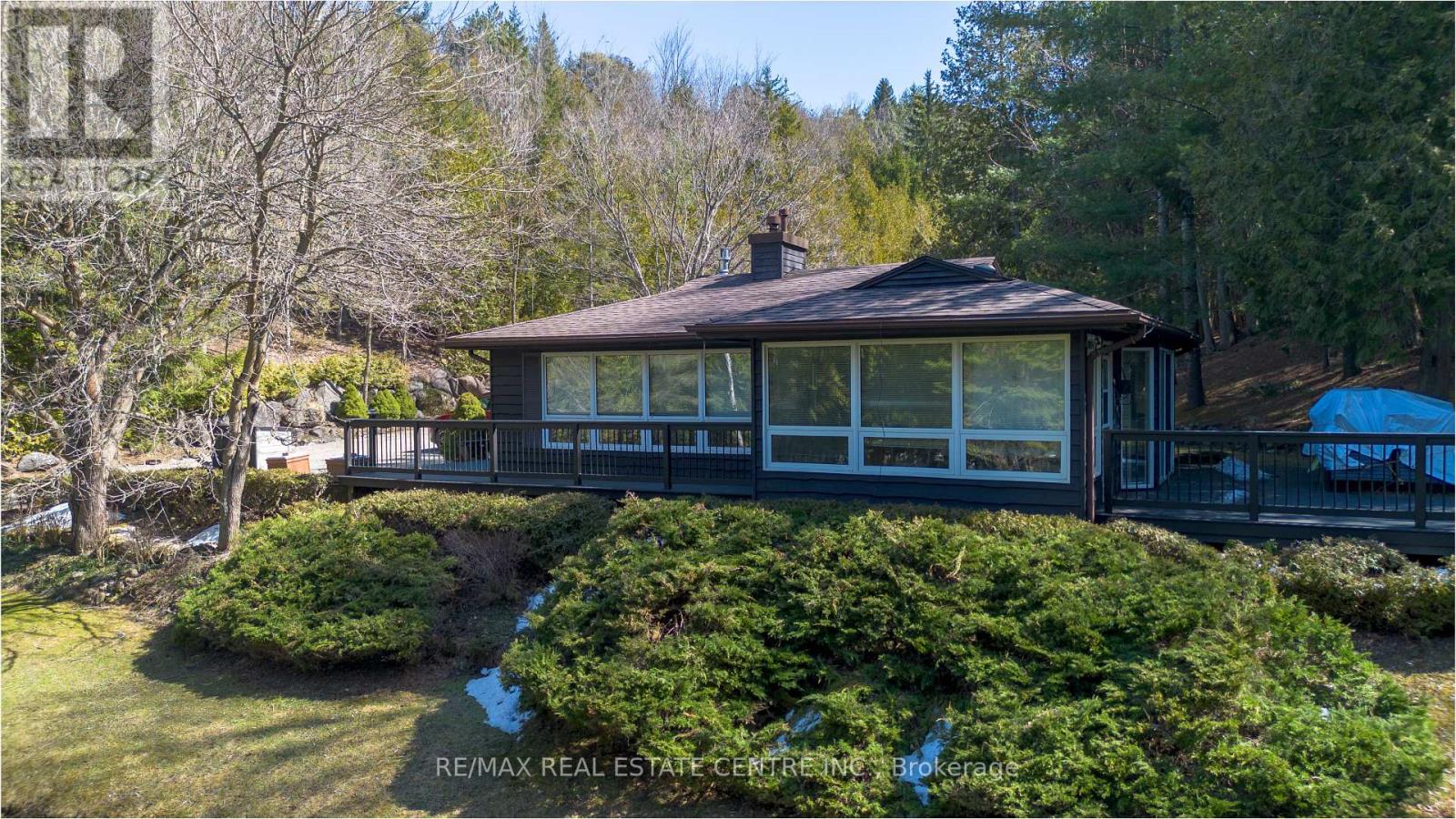 Property at 677303 CENTRE ROAD image 2