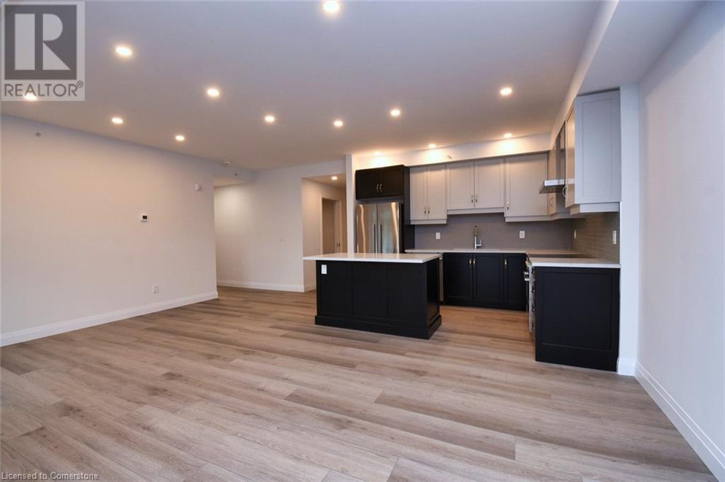 153 Wilson Street W Unit# 306, Ancaster, Ontario  L9G 1N4 - Photo 3 - 40716440