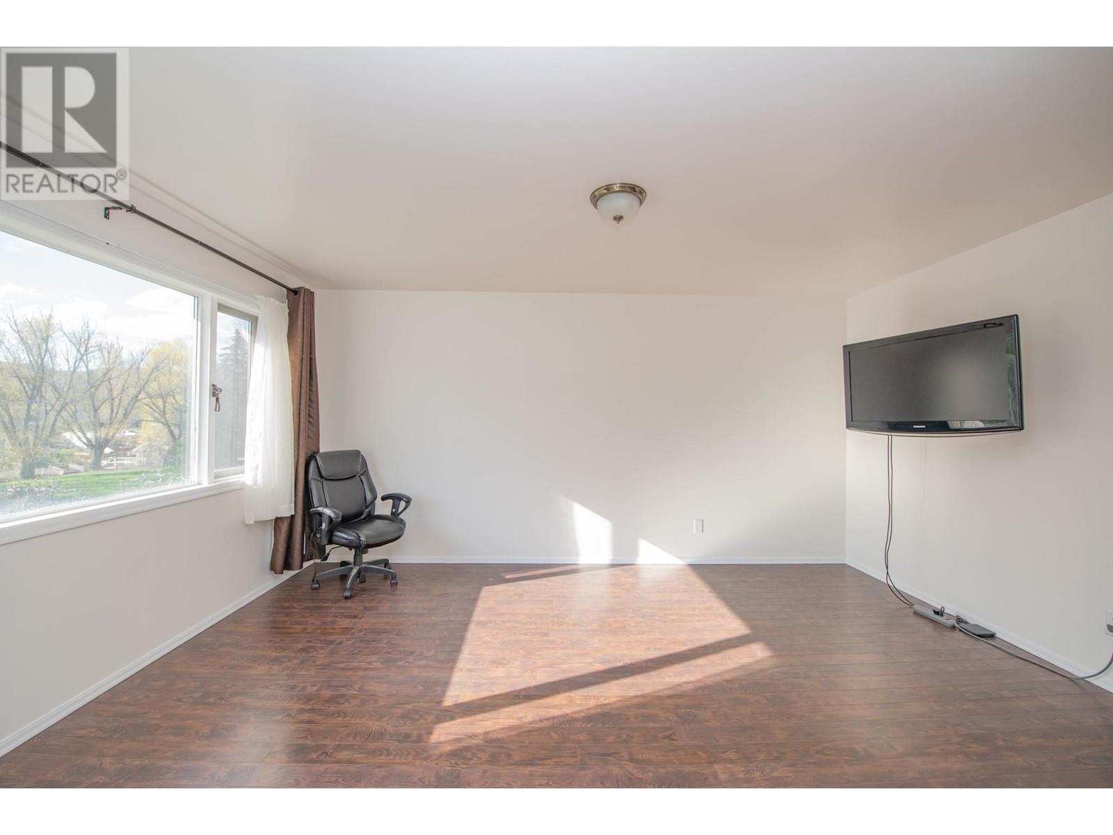 Property at 409A Browne Road image 2