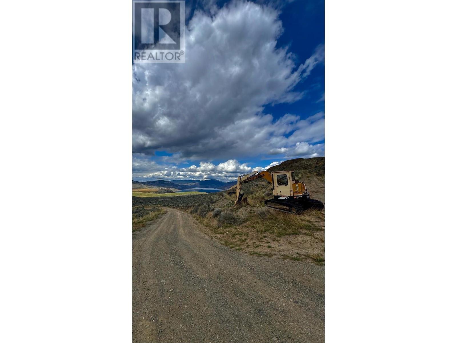 5843 Trans Canada Highway, Kamloops, British Columbia  V1S 2A2 - Photo 2 - 10343208