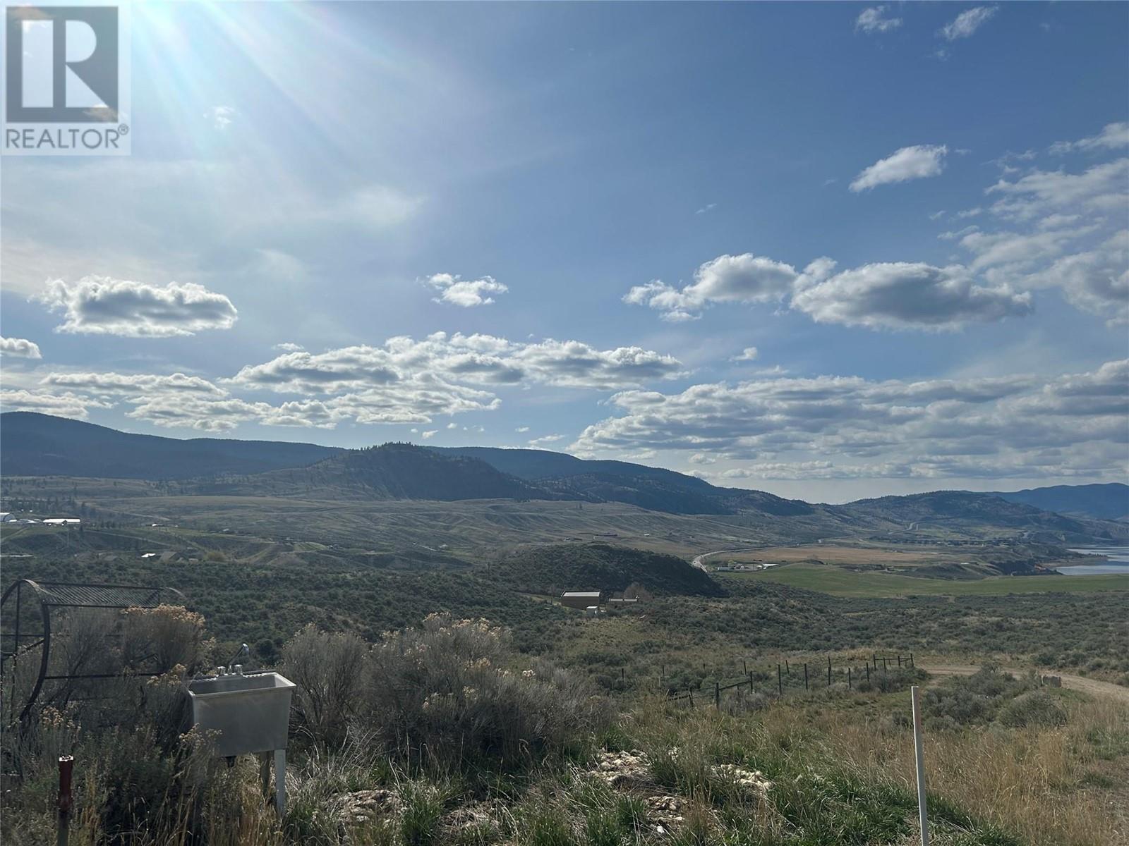 5843 Trans Canada Highway, Kamloops, British Columbia  V1S 2A2 - Photo 9 - 10343208