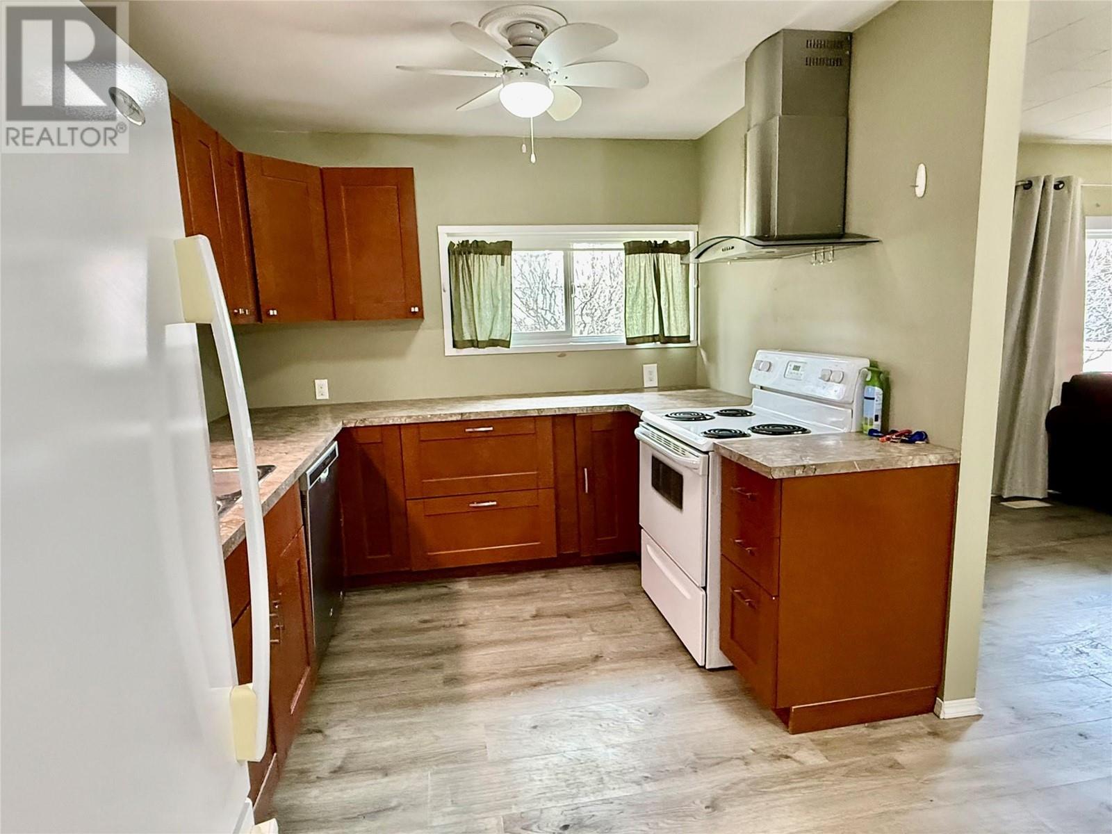 Property at 2195 Seventh Avenue image 3