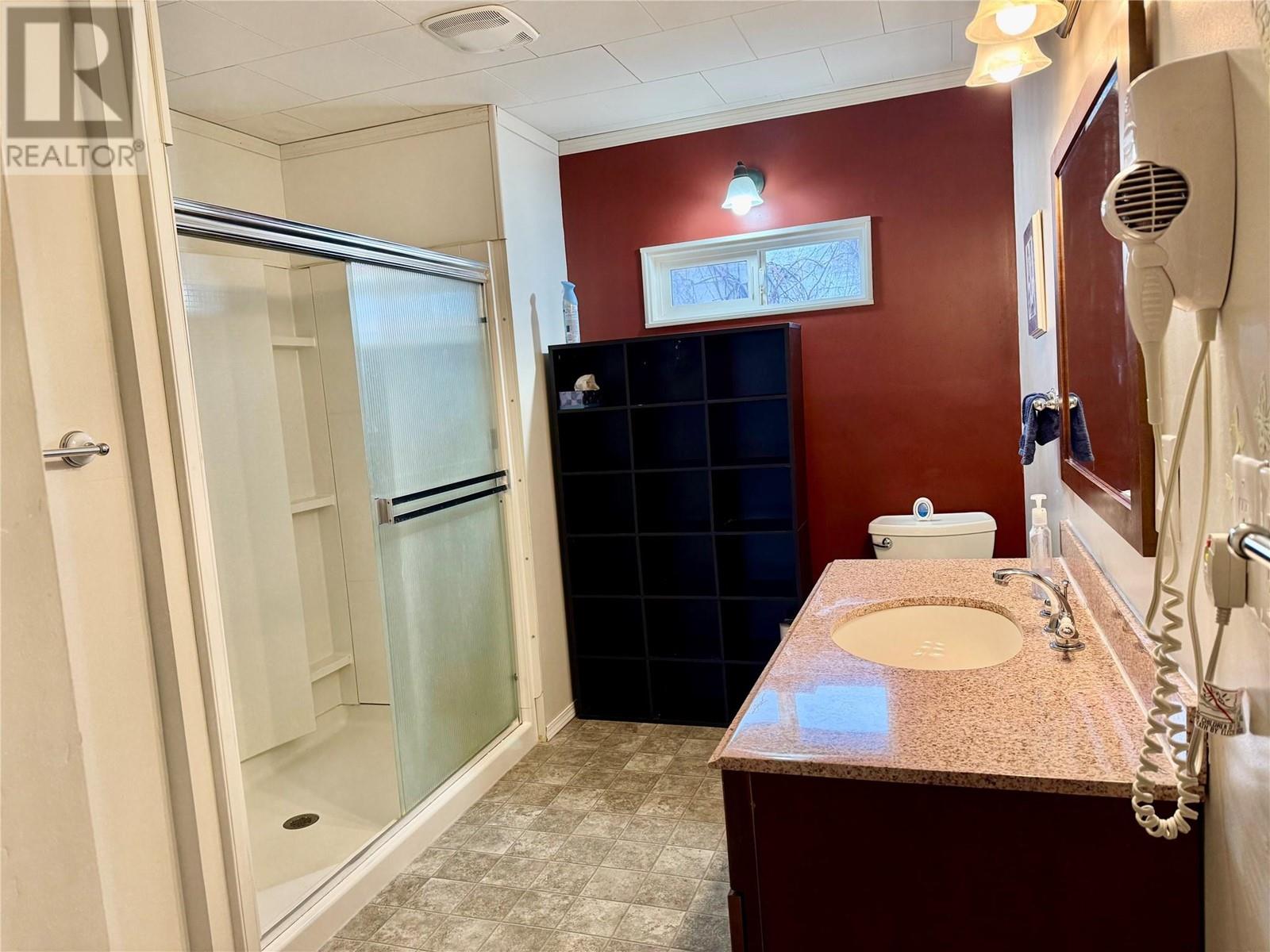 2195 Seventh Avenue, Trail, British Columbia  V1R 3C7 - Photo 10 - 10339486