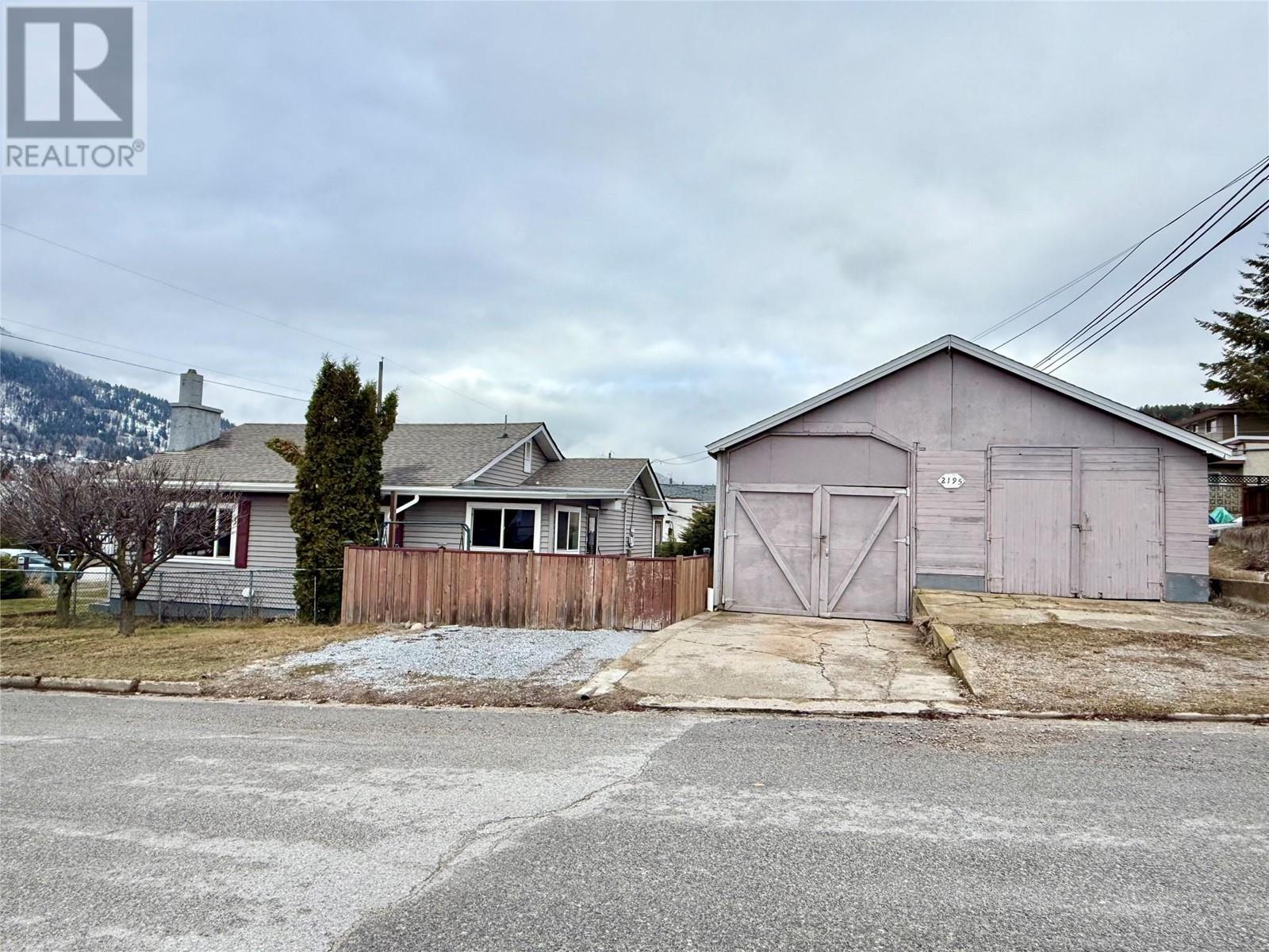 2195 Seventh Avenue, Trail, British Columbia  V1R 3C7 - Photo 27 - 10339486