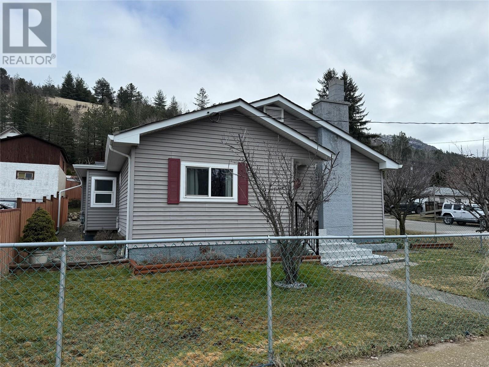 2195 Seventh Avenue, Trail, British Columbia  V1R 3C7 - Photo 26 - 10339486
