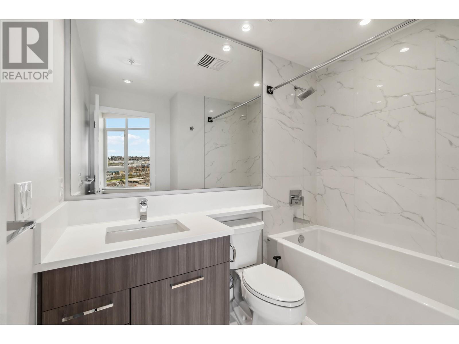 Listing Picture 24 of 40 : 1105 1788 GILMORE AVENUE, Burnaby / 本拿比 - 魯藝地產 Yvonne Lu Group - MLS Medallion Club Member