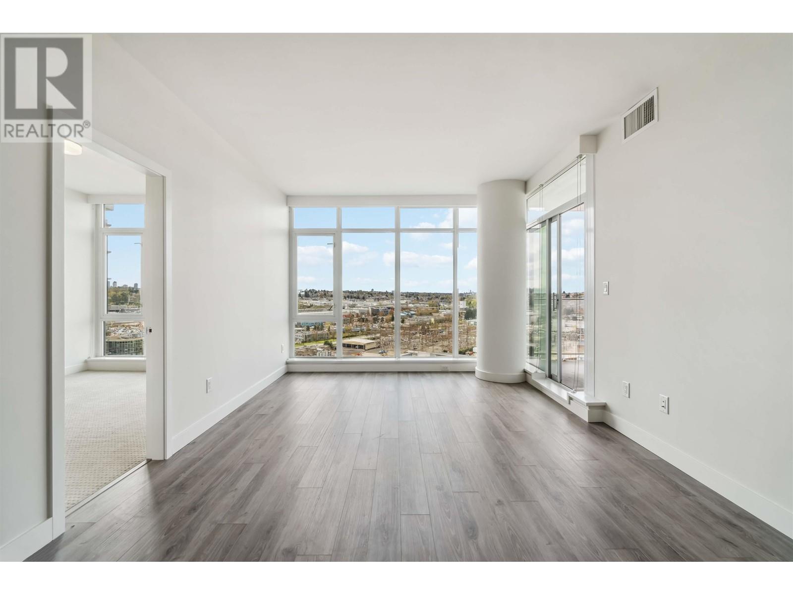 Listing Picture 2 of 40 : 1105 1788 GILMORE AVENUE, Burnaby / 本拿比 - 魯藝地產 Yvonne Lu Group - MLS Medallion Club Member