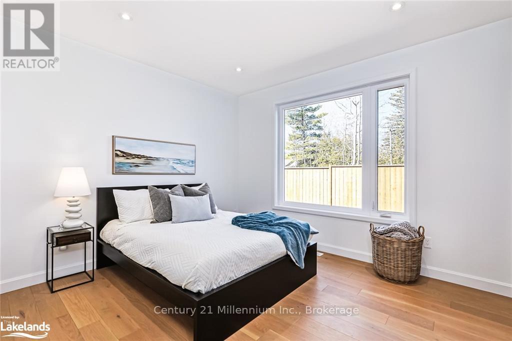 8705 Beachwood  Road, Wasaga Beach, Ontario  L9Z 2G5 - Photo 24 - S12079574