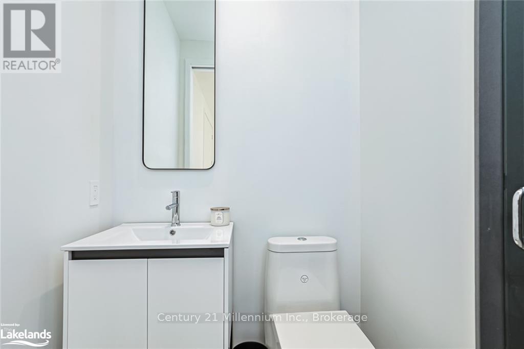 8705 Beachwood  Road, Wasaga Beach, Ontario  L9Z 2G5 - Photo 45 - S12079574