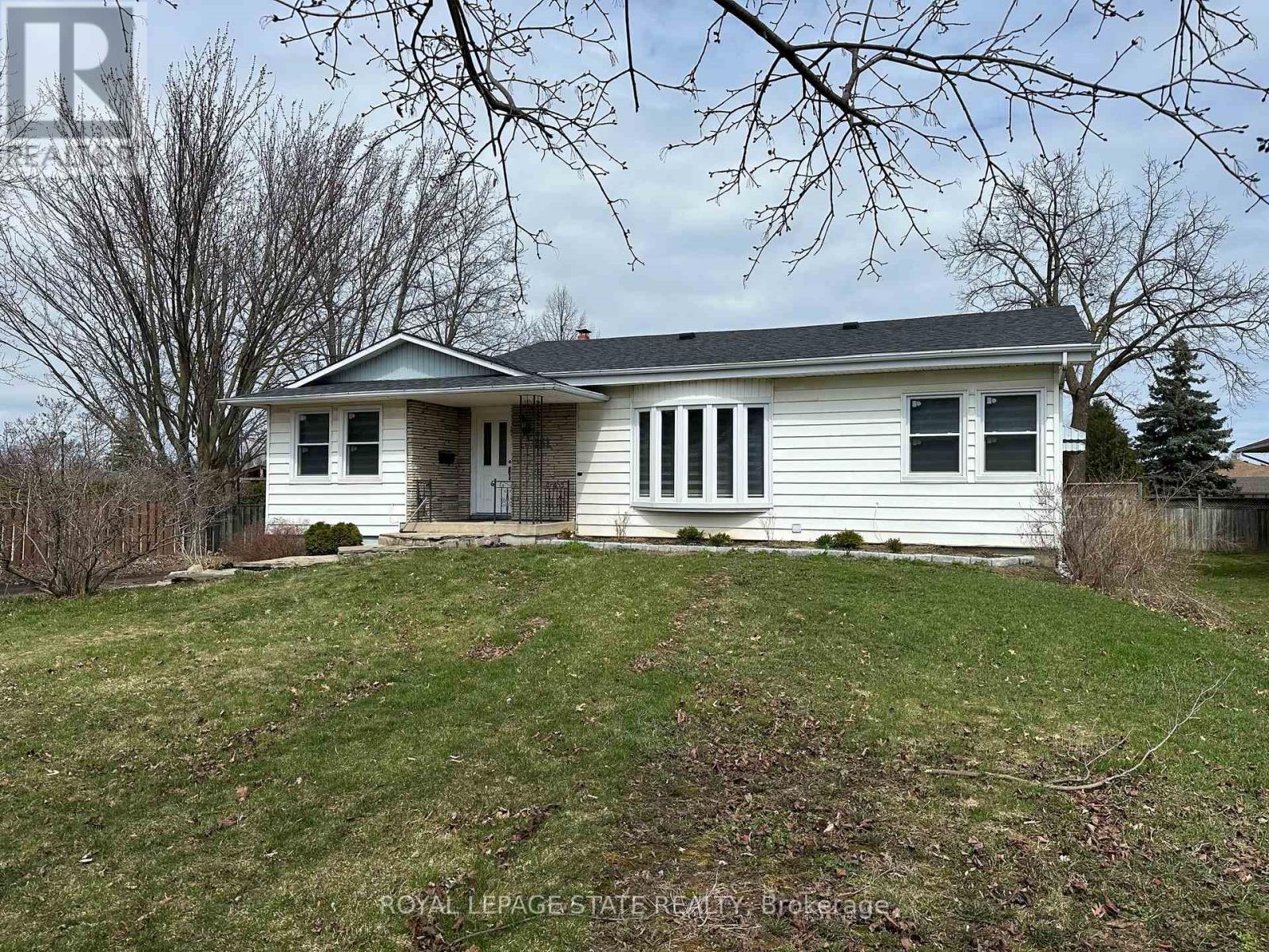 251 King Street E, Hamilton (Stoney Creek), Ontario  L8G 1L9 - Photo 1 - X11991826