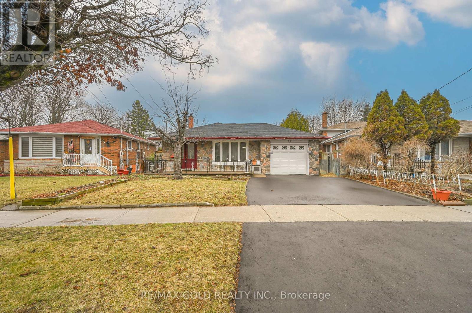 Property at 28 STEVENWOOD ROAD image 2