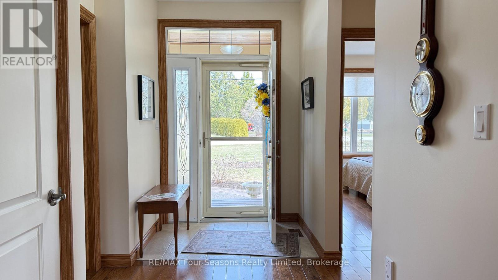229 S Rankin Street, Saugeen Shores, Ontario  N0H 2L0 - Photo 14 - X12062589