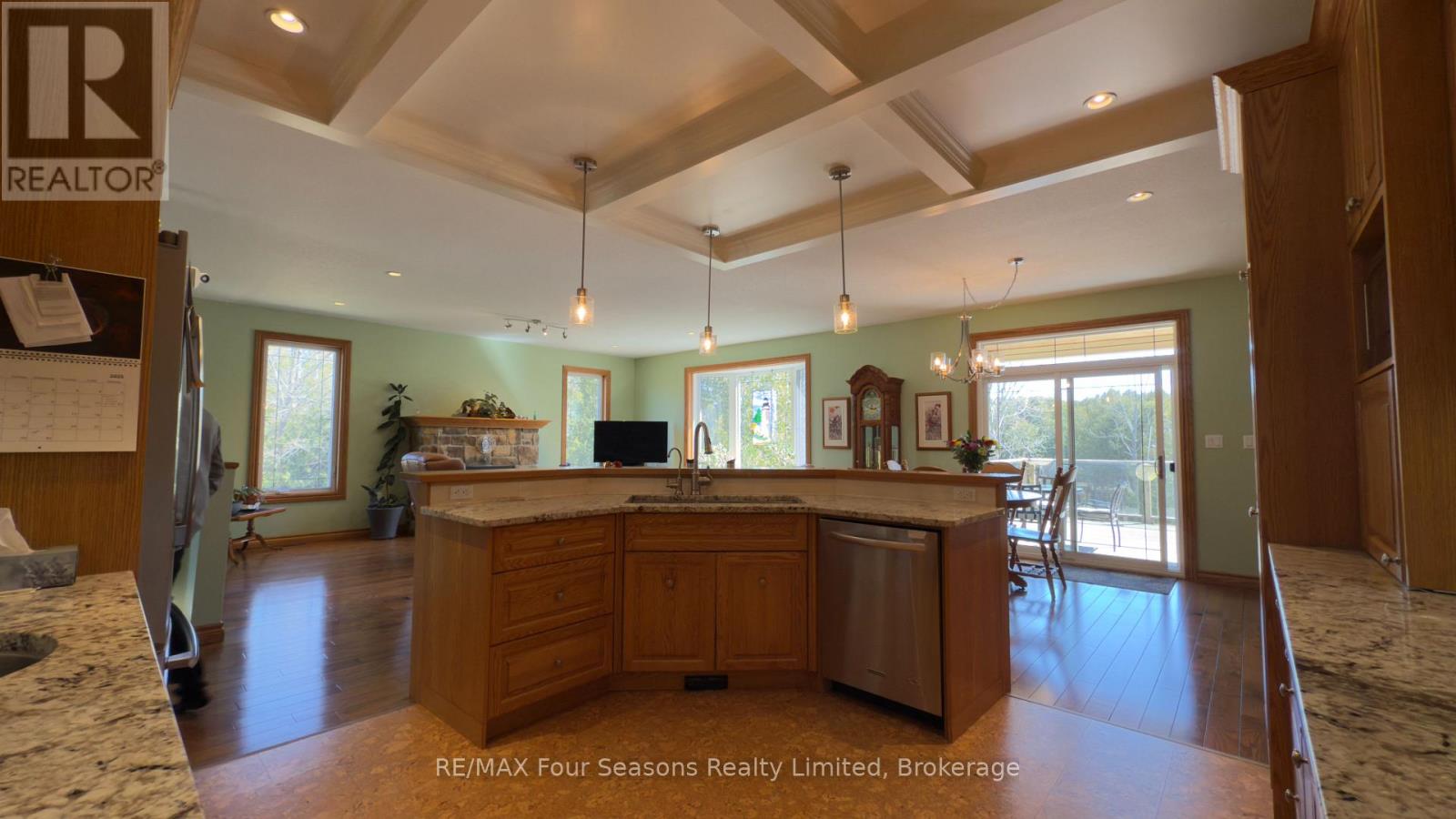 229 S Rankin Street, Saugeen Shores, Ontario  N0H 2L0 - Photo 24 - X12062589