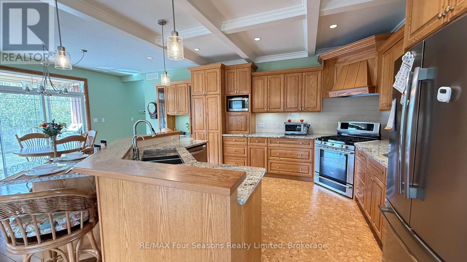229 S Rankin Street, Saugeen Shores, Ontario  N0H 2L0 - Photo 26 - X12062589