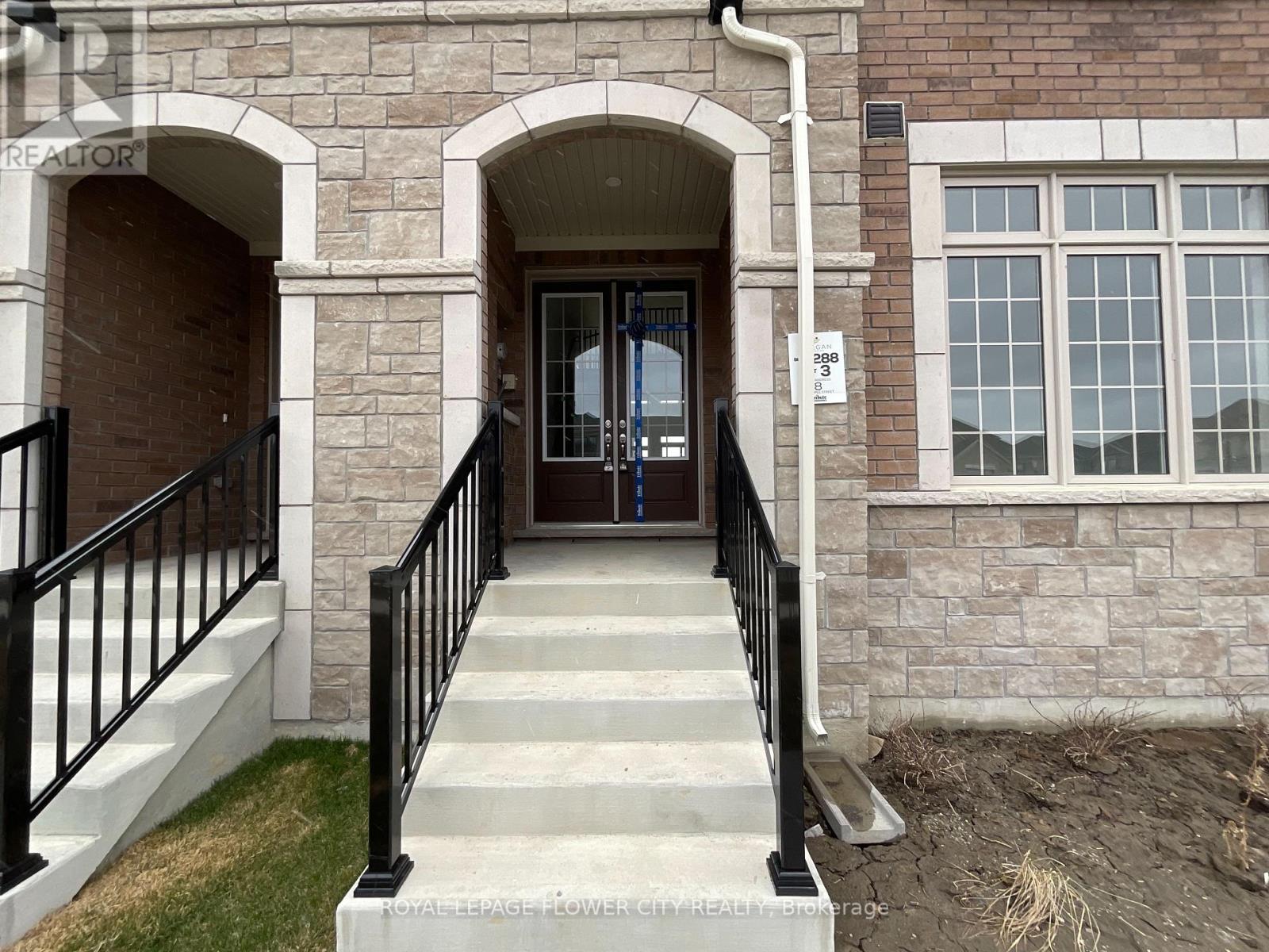 8 Mayapple Street, Adjala-Tosorontio, Ontario  L0G 1W0 - Photo 2 - N12079603