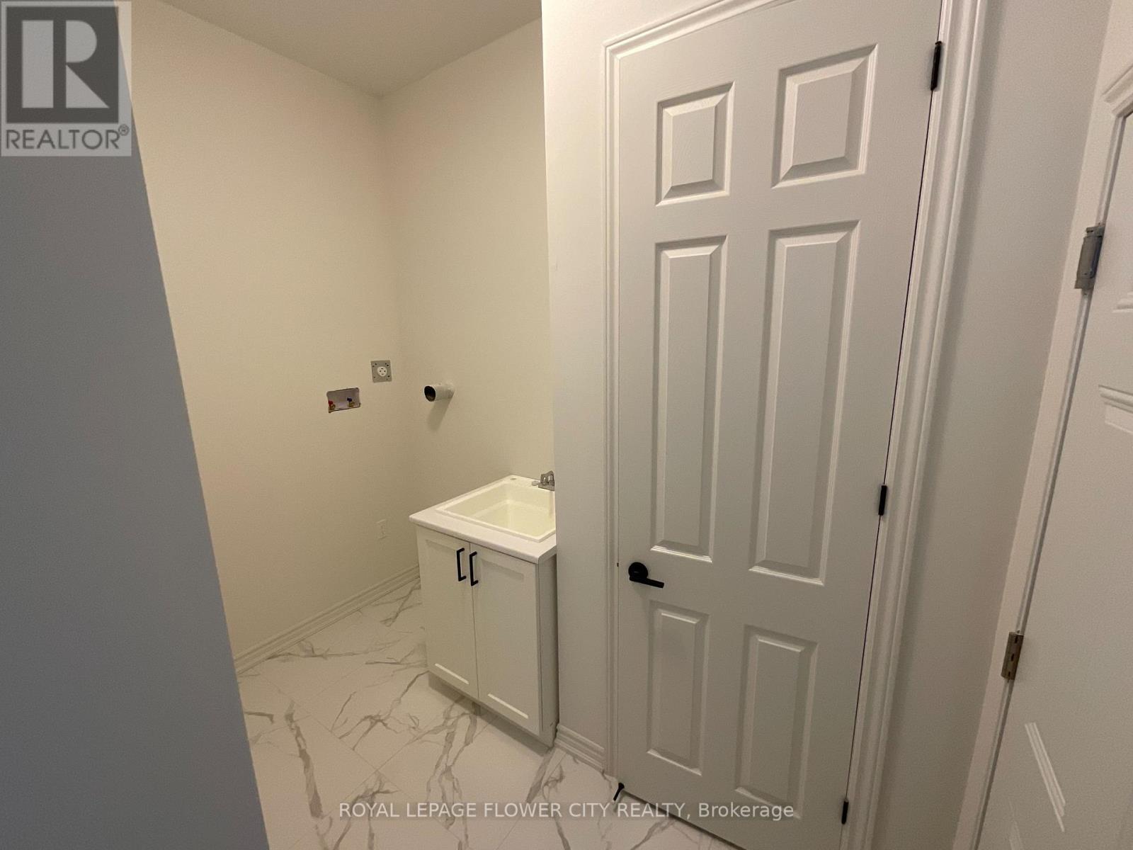 8 Mayapple Street, Adjala-Tosorontio, Ontario  L0G 1W0 - Photo 23 - N12079603