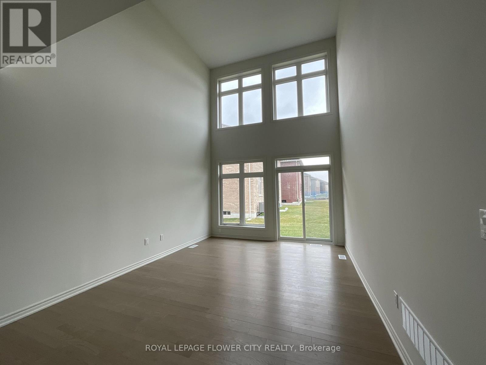 8 Mayapple Street, Adjala-Tosorontio, Ontario  L0G 1W0 - Photo 9 - N12079603