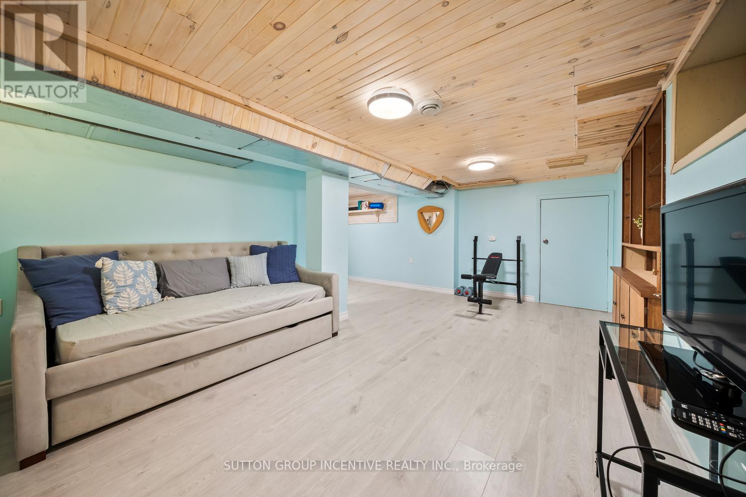 11 Bourgeois Court, Tiny, Ontario  L9M 0H3 - Photo 31 - S12079568