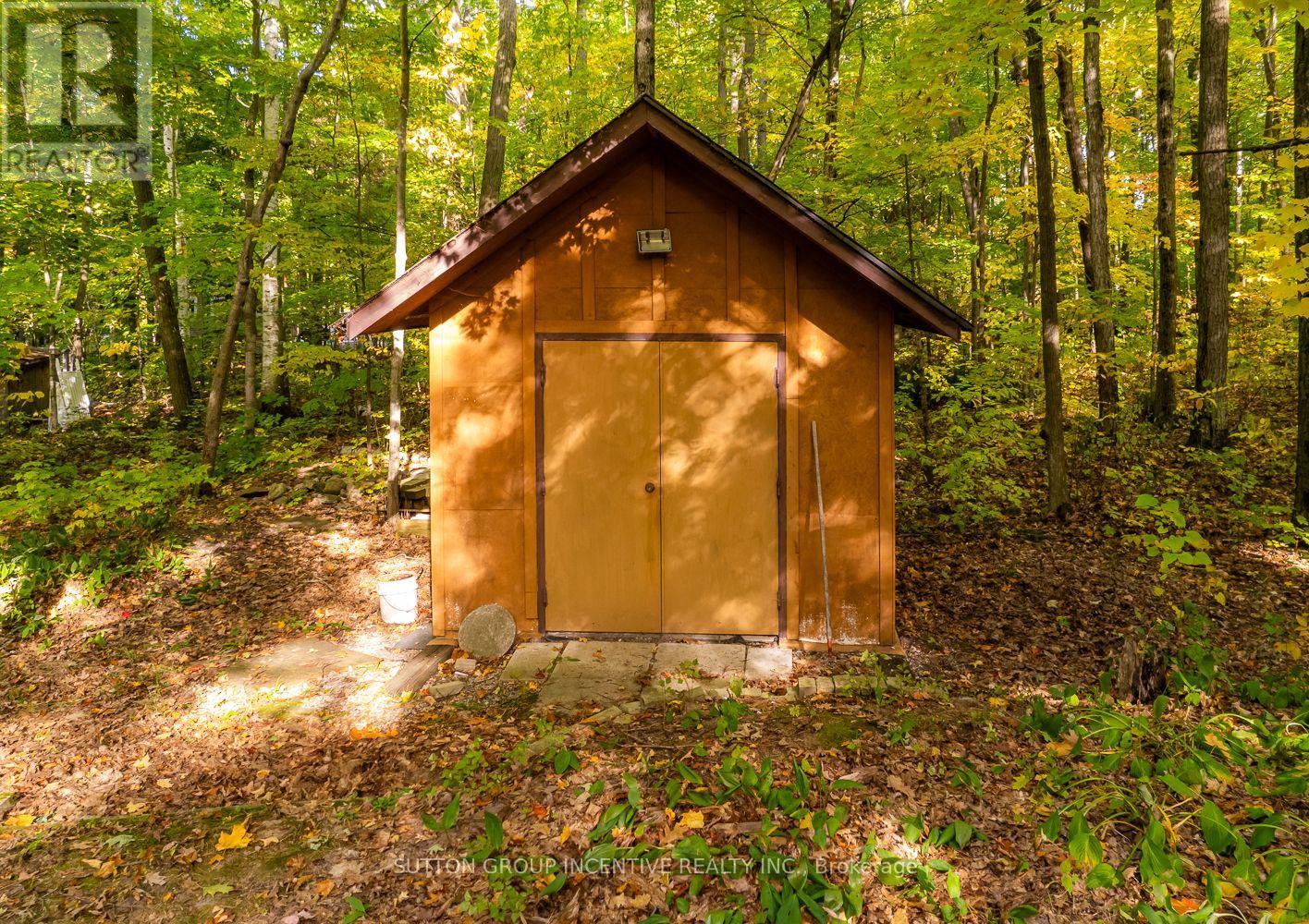 11 Bourgeois Court, Tiny, Ontario  L9M 0H3 - Photo 8 - S12079568