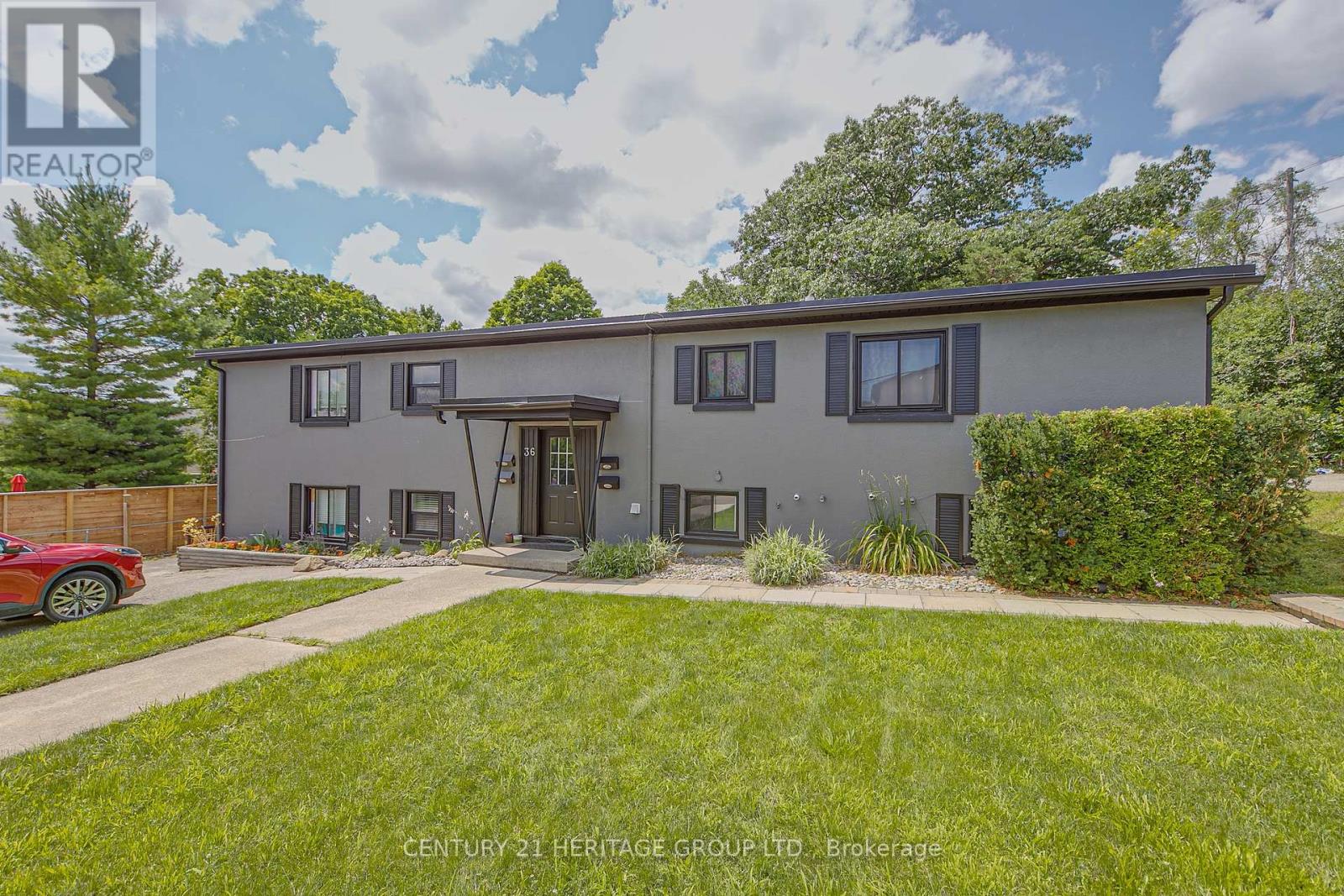Property at 36 PUGET STREET image 1