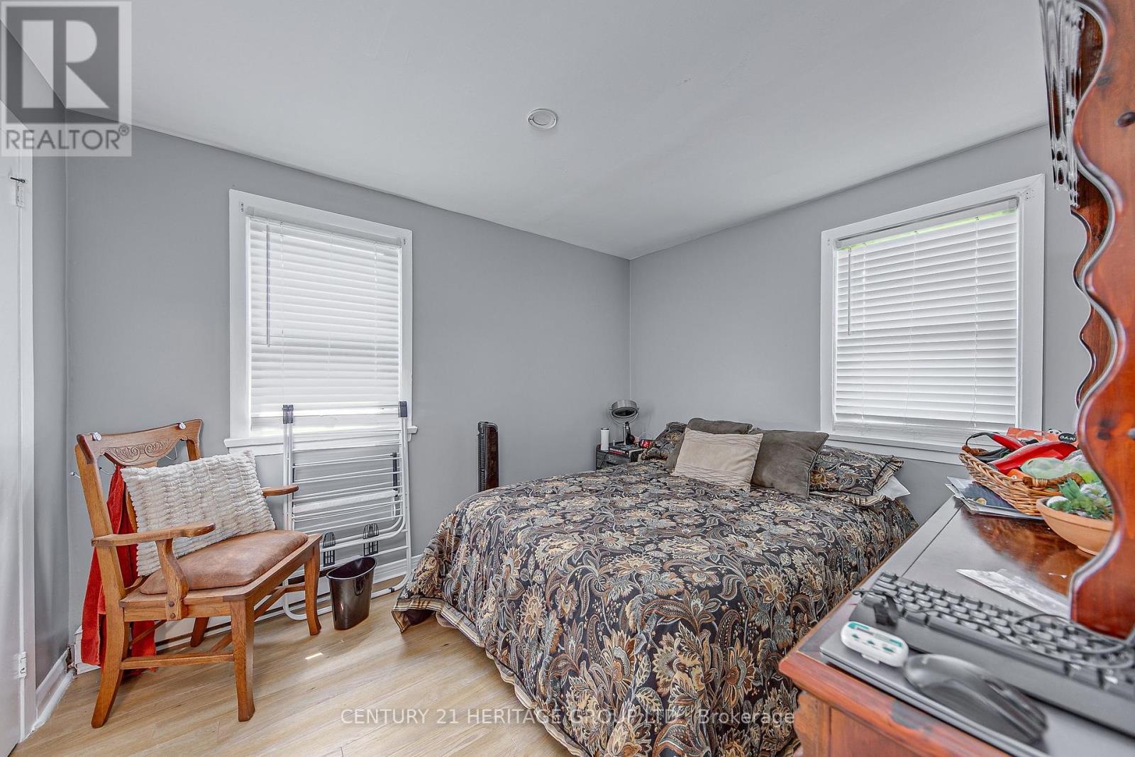 36 Puget Street, Barrie, Ontario  L4M 4N2 - Photo 16 - S12079596
