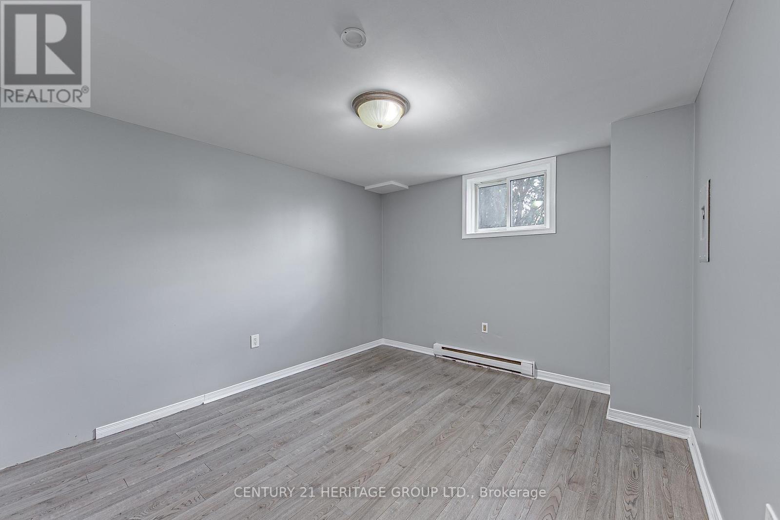 36 Puget Street, Barrie, Ontario  L4M 4N2 - Photo 25 - S12079596