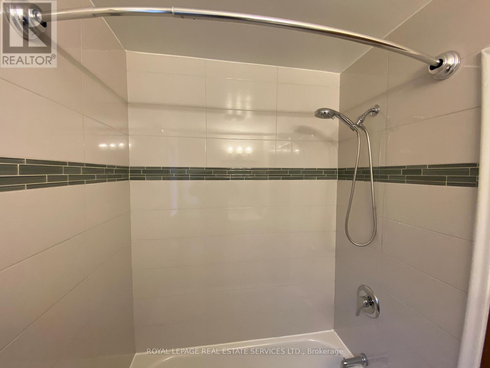 2nd Floor - 132 Edinborough Court, Toronto, Ontario  M6N 2E8 - Photo 6 - W12079591