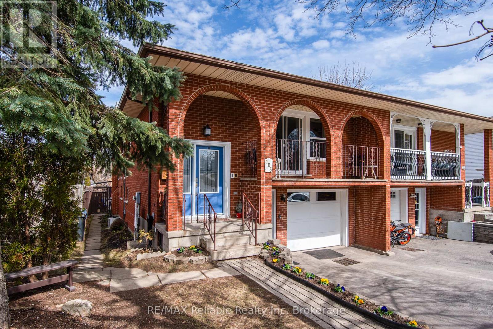 163 Marksam Road, Guelph, Ontario  N1H 7L1 - Photo 3 - X12066335