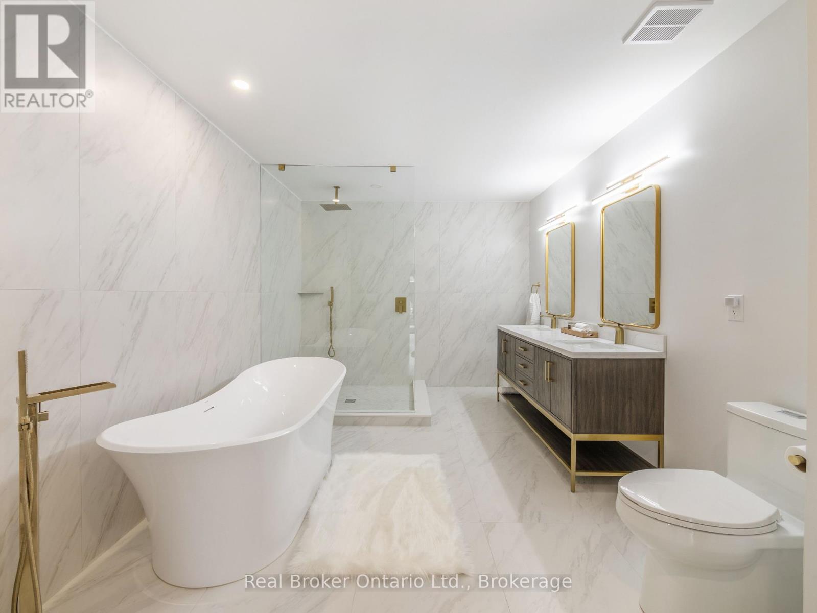 97 Edgewater Drive, Hamilton, Ontario  L8E 4Z2 - Photo 24 - X12079630