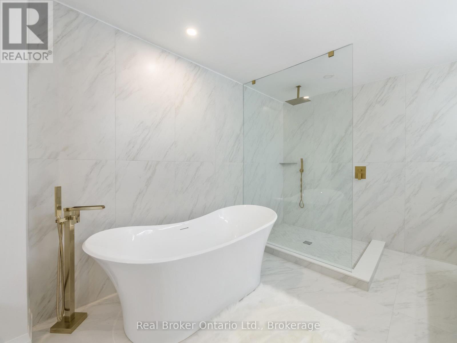 97 Edgewater Drive, Hamilton, Ontario  L8E 4Z2 - Photo 26 - X12079630