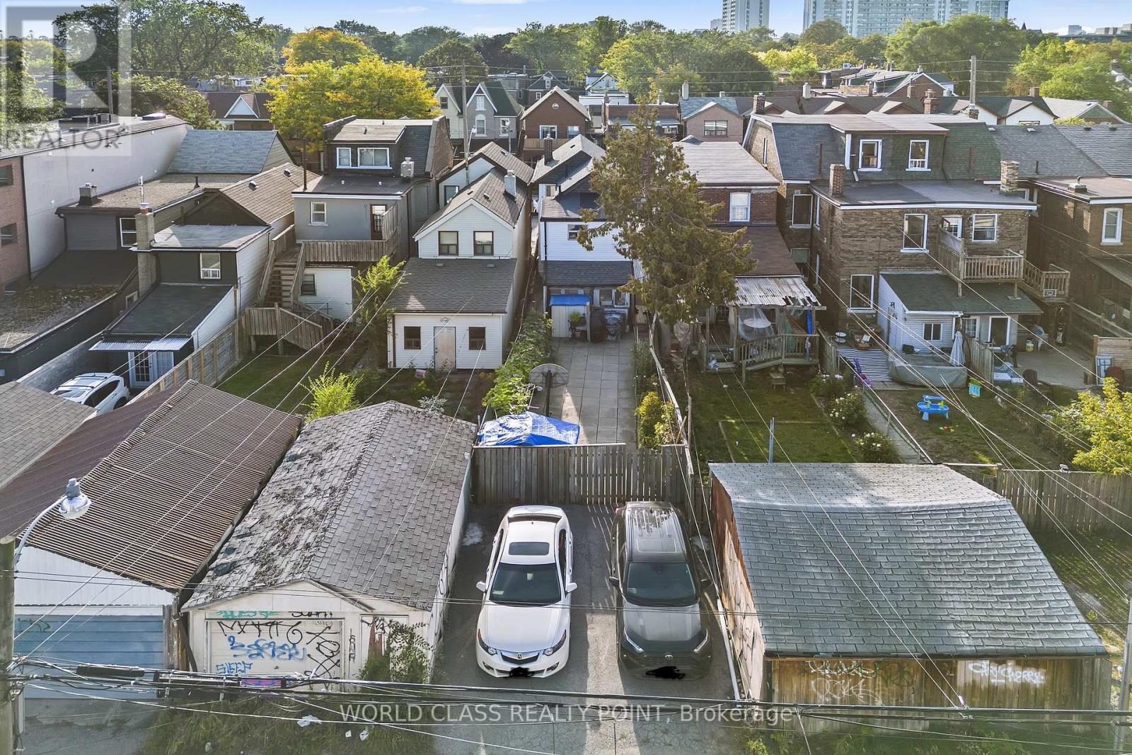 623 Ossington Avenue, Toronto, Ontario  M6G 3T6 - Photo 8 - C12079650