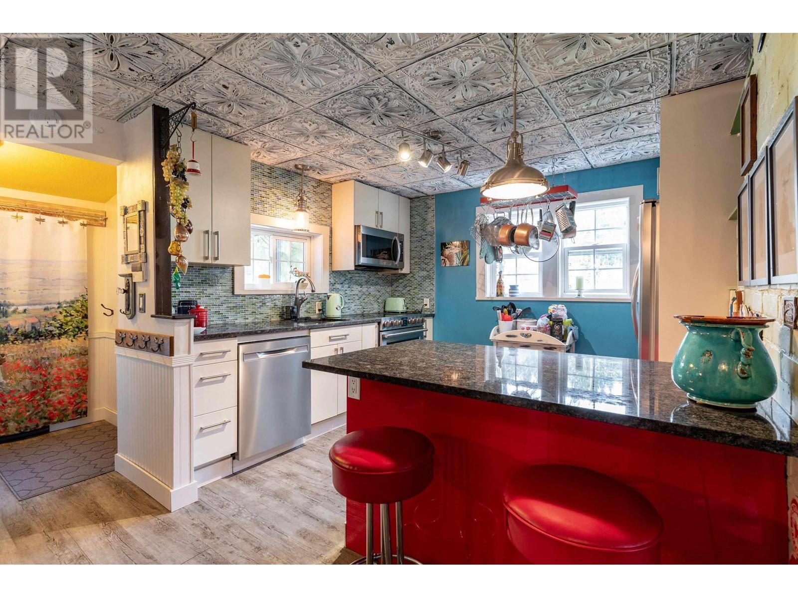 2212 Brookmount Avenue, Coquitlam, British Columbia  V3J 6V5 - Photo 4 - R2989260