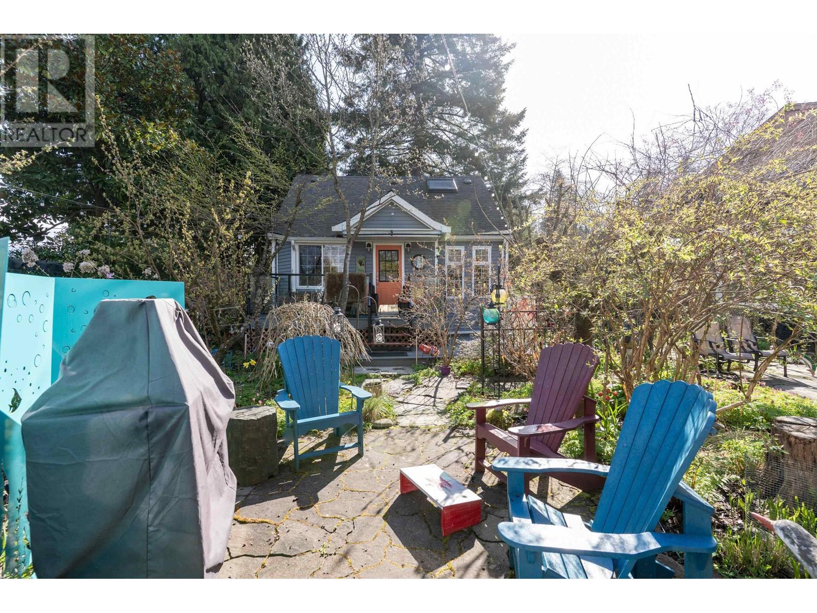 2212 Brookmount Avenue, Coquitlam, British Columbia  V3J 6V5 - Photo 35 - R2989260