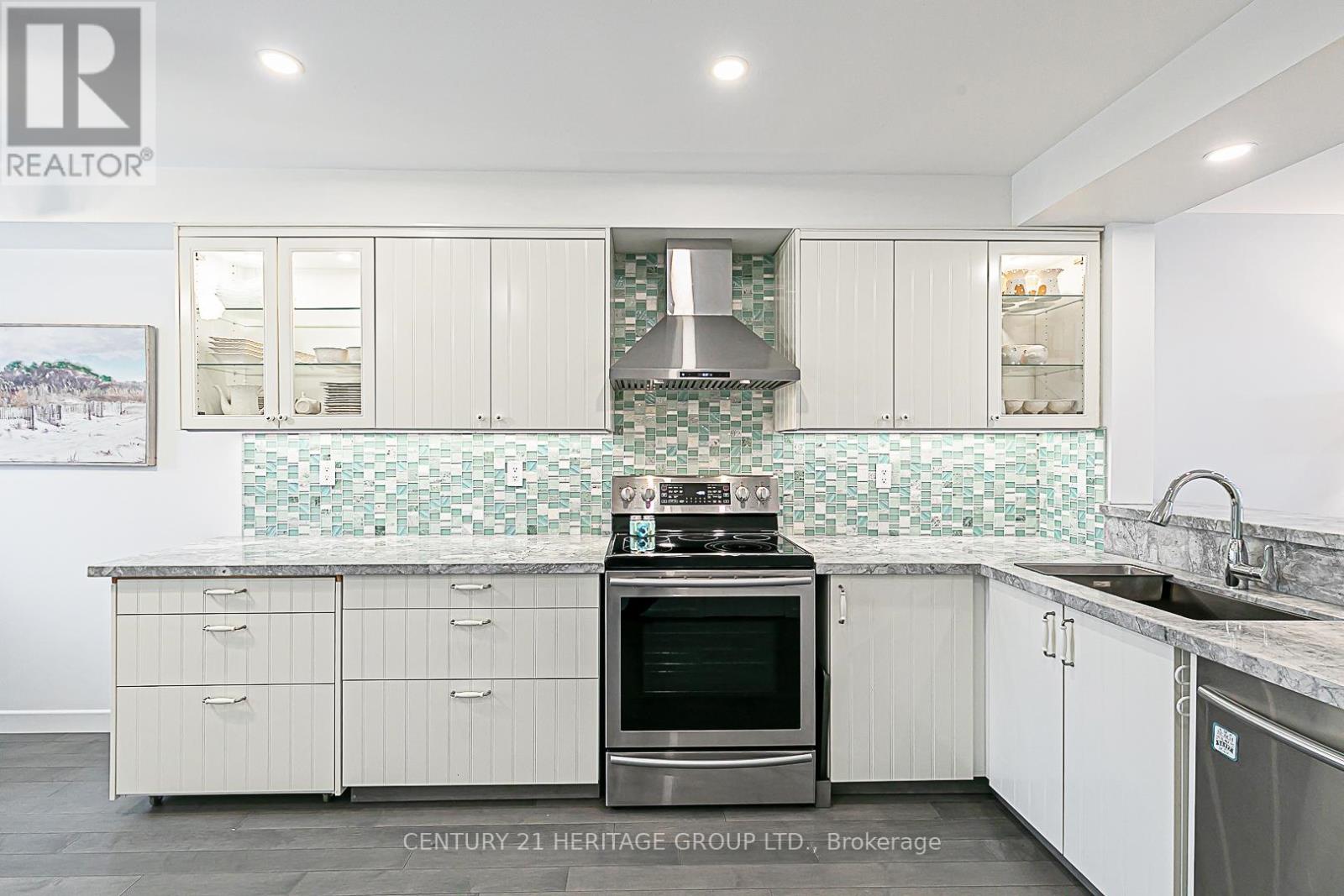 Property at 8917 YONGE STREET image 5