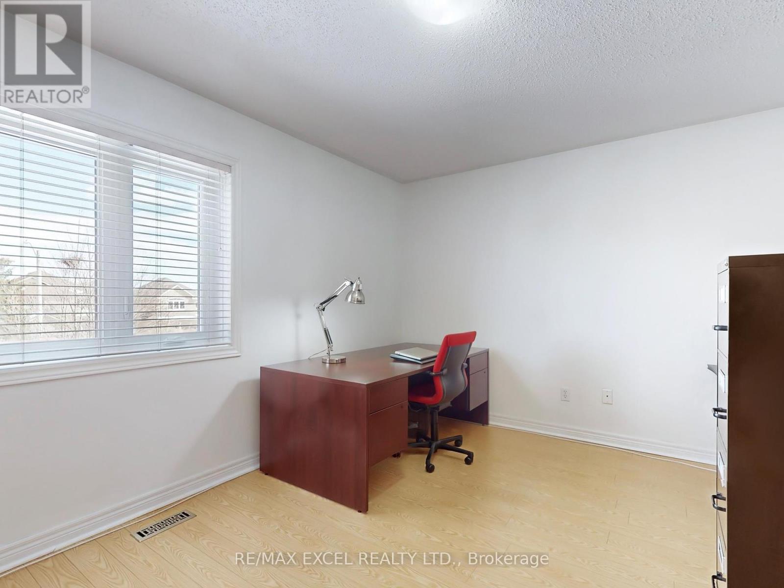 78 Shaftsbury Avenue, Richmond Hill, Ontario  L4C 0R3 - Photo 28 - N12079662