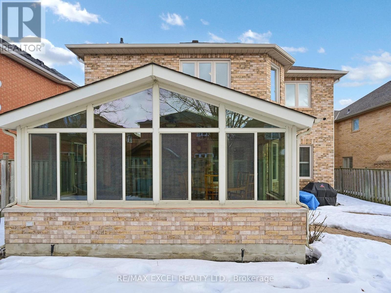78 Shaftsbury Avenue, Richmond Hill, Ontario  L4C 0R3 - Photo 37 - N12079662