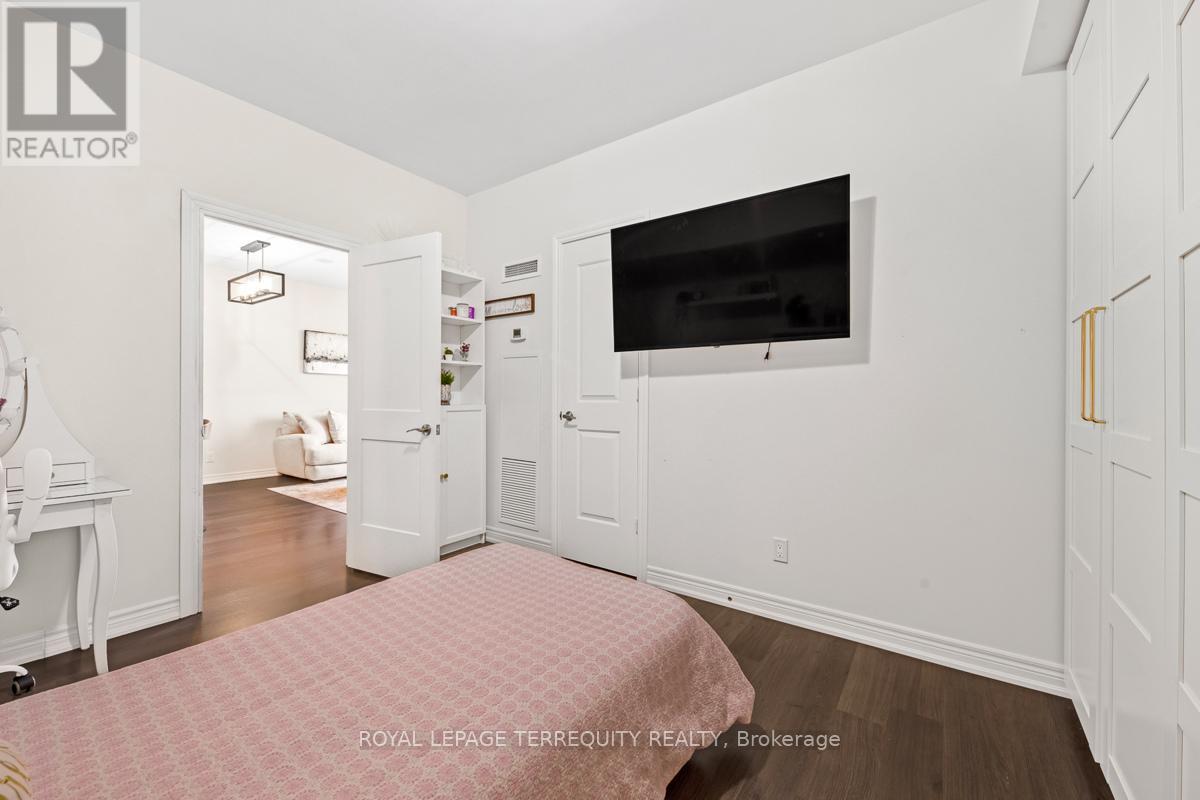 1015 - 9245 Jane Street, Vaughan (Maple), Ontario  L6A 0J9 - Photo 14 - N12079666