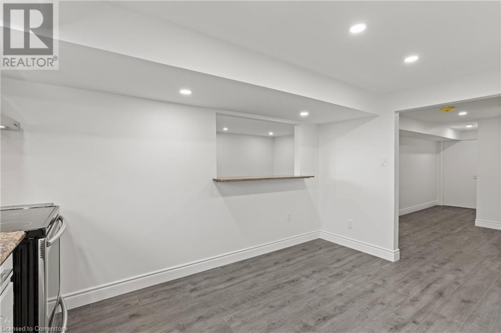 19 Quarry Court, Hamilton, Ontario  L9C 6L7 - Photo 14 - 40716464