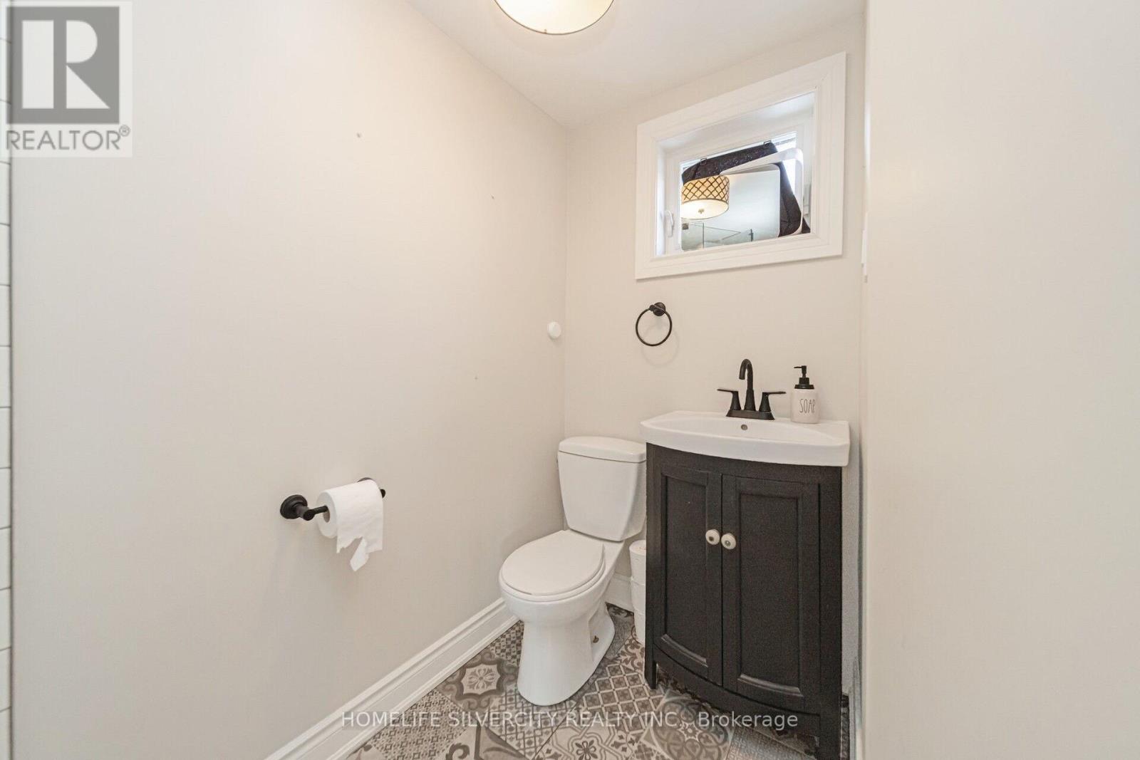 Property at 27 CALDWELL CRESCENT image 5