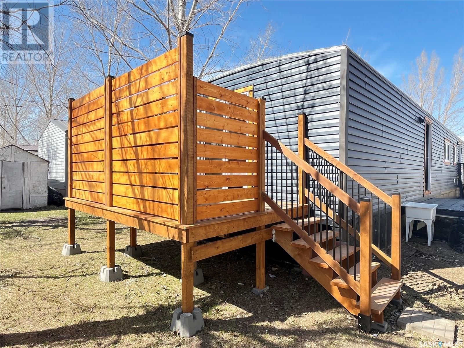 Cypress Mobile Home Park, Maple Creek, Saskatchewan  S0N 1N0 - Photo 23 - SK002546